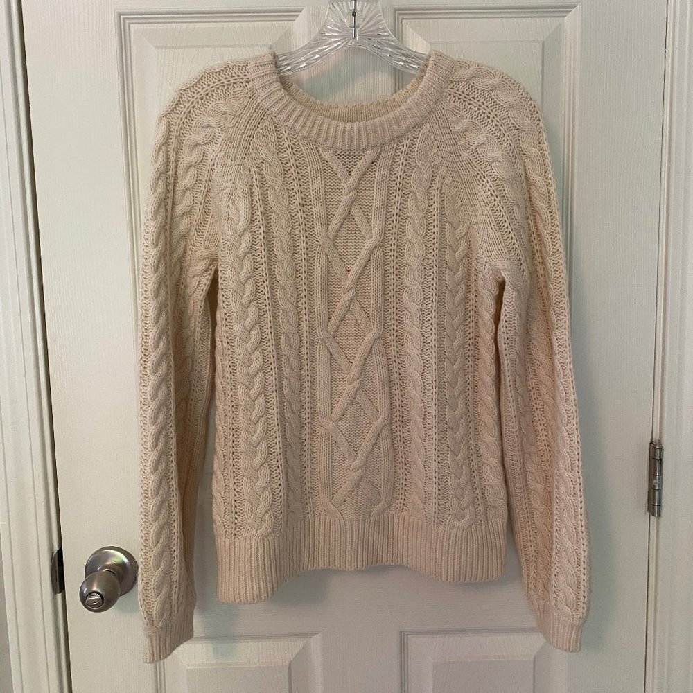 Chunky cable crew neck knit sweater in off white